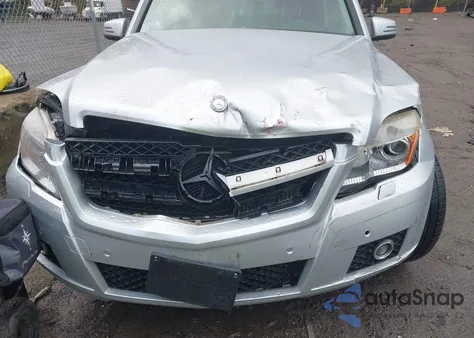 2010 Mercedes-Benz Glk 350 4Matic z USA, uszkodzony, nr VIN WDCGG8HB2AF428899